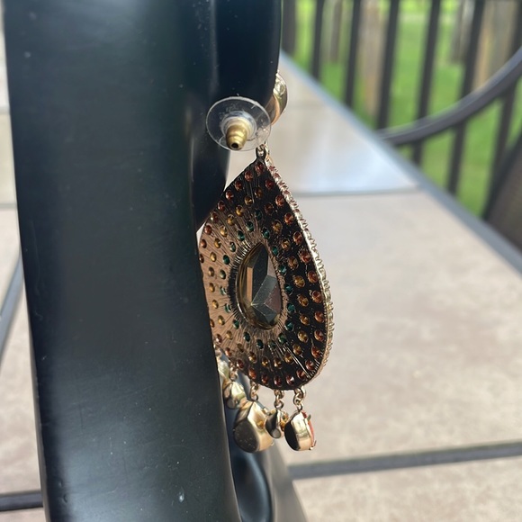 Beautiful colourful earrings for pierced ears - Picture 3 of 3